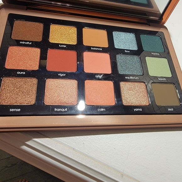 Natasha Denona Zendo palette - Picture 2 of 3